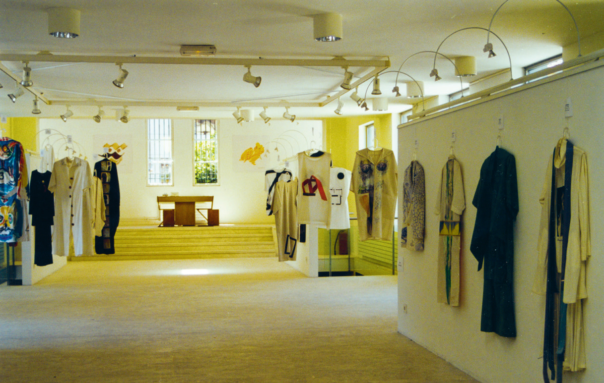 <BR>Exhibition Clothing- 2000 - 2001